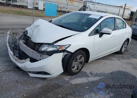 2015 Honda Civic Lx z USA, uszkodzony, nr VIN 19XFB2F54FE700767